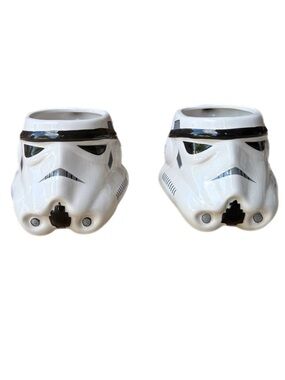 Set of 2 Star Wars White and Black Stormtrooper Helmet Mugs